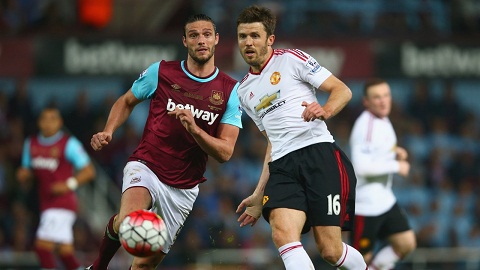 Carrick: M.U đã vứt đi chiến thắng