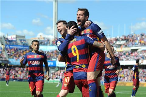 HLV Luis Enrique nói gì sau khi đưa Barca lên đỉnh La Liga?