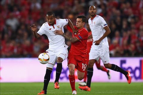 PSG bất ngờ tiếp cận tiền vệ Coutinho