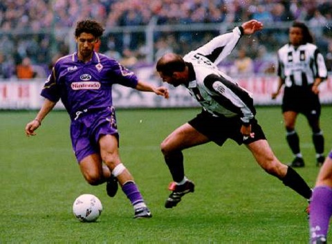 Rui Costa va Zidane thuong xuyen so ke nhau o vi tri so 10 hay nhat Serie A