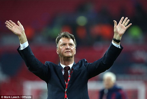 Van Gaal nói gì về tin đồn dẫn dắt Everton?