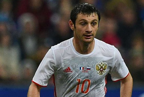 Alan Dzagoev tung toa sang ruc ro tai EURO 2012