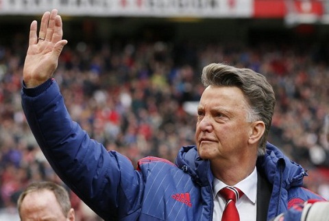 M.U CHÍNH THỨC sa thải Louis van Gaal