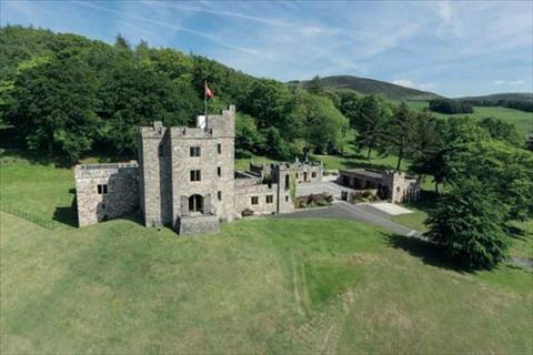 “Tân binh” đầu tiên của Mourinho trên cương vị HLV trưởng M.U