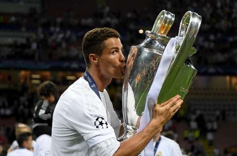 Carlos Khong vo dich Euro, tien dao Ronaldo van du suc gianh QBV hinh anh