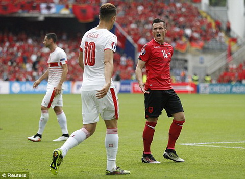 Video clip ban thang Albania 0-1 Thuy Si (Bang A VCK Euro 2016) hinh anh