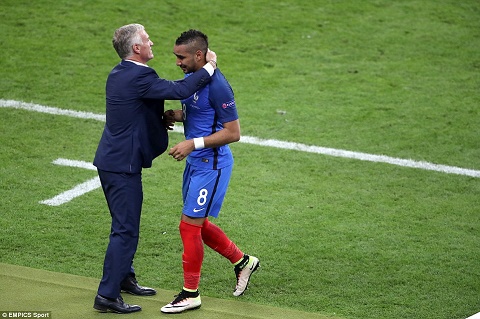 Thắng nhọc Romania, HLV Deschamps ví ĐT Pháp như… Ngựa