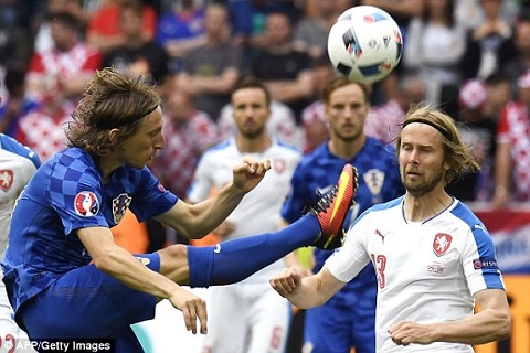 Nhung diem nhan sau tran hoa kich tinh CH Sec 2-2 Croatia hinh anh