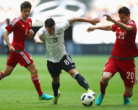 Mesut Ozil: Nguồn cảm hứng trong lối chơi của ĐT Đức