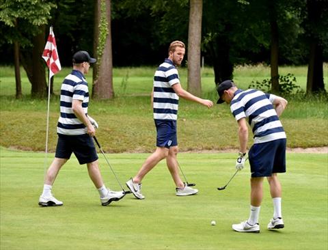 Bộ ba sát thủ tuyển Anh cùng đi chơi golf để hiểu nhau hơn