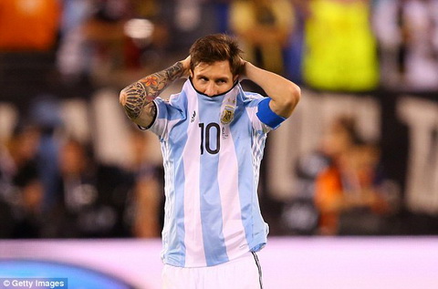 Khong phai that bai, day moi la hai nguyen nhan khien Messi chan DT Argentina hinh anh