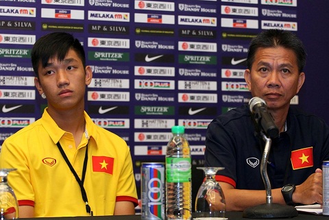 HLV Hoang Anh Tuan Chung toi chi la U19, Thai Lan la U21 hinh anh
