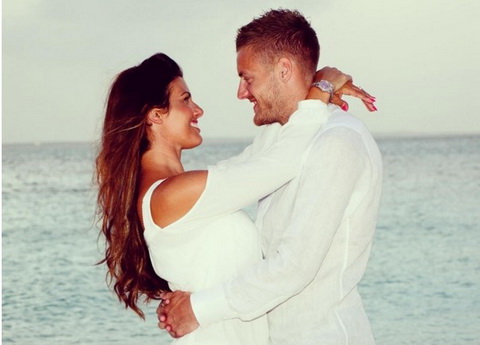 Tiền đạo Jamie Vardy đá sân nhỏ suốt 72 tiếng liên tục