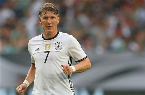 tien ve Schweinsteiger