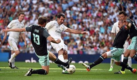 Tong hop Huyen thoai Real Madrid 3-1 Huyen thoai Ajax hinh anh