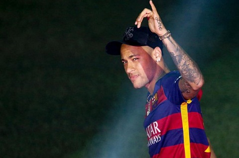 Neymar chinh thuc gia han hop dong 5 nam voi Barca