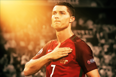 Ronaldo: Mười hai năm cho trái ngọt tại Stade de France?