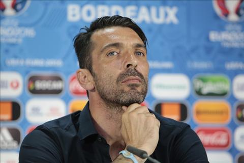 Huyền thoại Buffon nhắn nhủ CĐV: Tôi xin lỗi