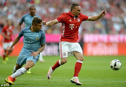 Bayern Munich 1-0 Man City Man ra mat khong thanh cong cua Pep Guardiola hinh anh 2