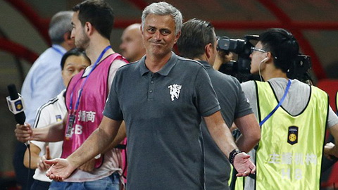 M.U thảm bại trên đất Trung Quốc: Đừng lo, Jose Mourinho tính cả rồi!