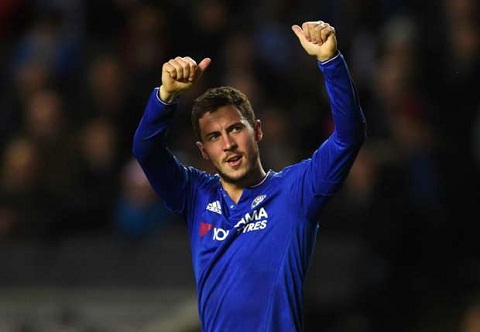 Ballack truyền thụ bí kíp thành công cho hậu bối Hazard