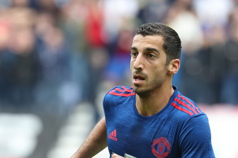 MU giai thich ly do tien ve Mkhitaryan khong ra san hinh anh