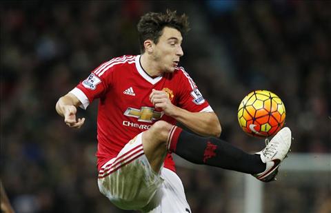 Darmian nhiều khả năng được giữ lại Man United