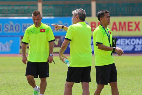 HLV U19: “Thắng Malaysia sướng hơn thắng Thái Lan”