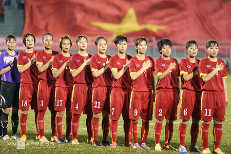 TRUC TIEP Nu Viet Nam vs Nu Myanmar ban ket giai vo dich Dong Nam A DNA AFF Cup 2016 18h30 ngay 28 hinh anh