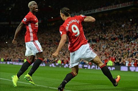 Pogba coi Ibrahimovic như anh cả ở Man Utd