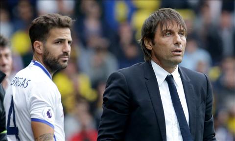 Conte ra điều kiện được ở lại Chelsea cho Fabregas