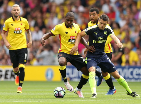 Fan Arsenal phát cuồng vì tiền vệ Xhaka