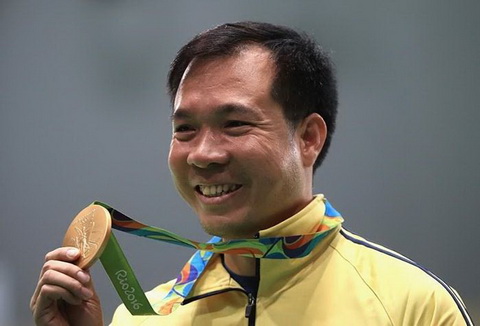 Xa thu Hoang Xuan Vinh Tu cau be mo coi den nha vo dich Olympic hinh anh 3