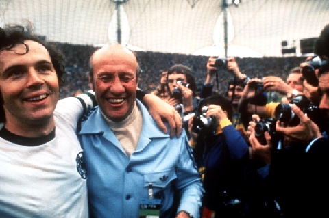 Franz Beckenbauer va hanh trinh xung vuong tai World Cup 1974 hinh anh 4