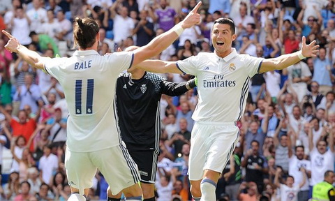 Cris Ronaldo ghi ban, Real Madrid san bang ky luc.