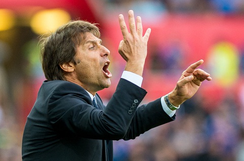 Conte: “Cứ chơi thế này, Chelsea sẽ lại xếp giữa bảng mất thôi”