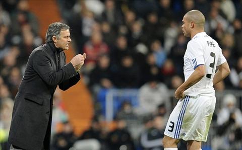 Pepe Mourinho la mot ga deu hinh anh