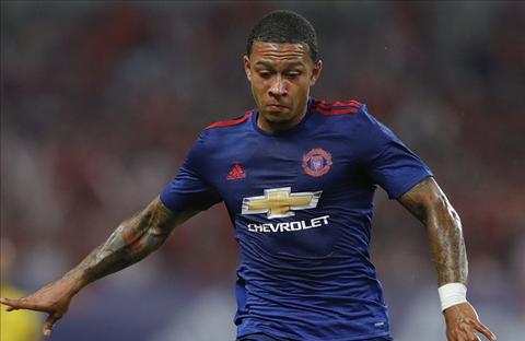 Muon hay khong, Depay cung phai som chia tay MU va Mourinho! hinh anh