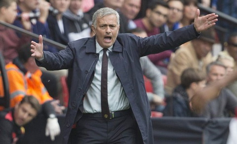 HLV Mourinho sẽ thanh trừng bất kỳ ai nào chơi tệ ở M.U