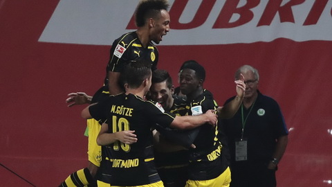 Wolfsburg 1-5 Dortmund: Thêm thắng lợi tưng bừng