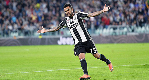 Alves co ban thang dau tien cho Juventus