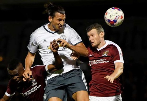 Ibra được so sánh với nhân vật Kẻ hủy diệt