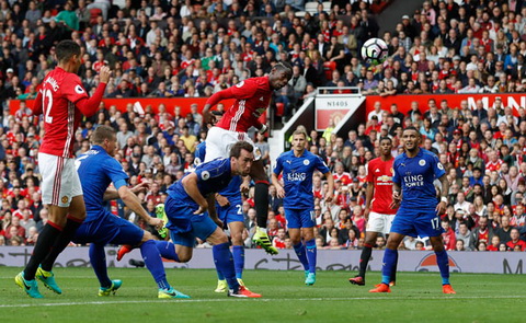 Pogba tỏa sáng trở lại, Mourinho vẫn chưa hài lòng