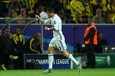 Dortmund 2-2 Real Cu da nhu the, Ronaldo chang so gi Zidane! hinh anh 2