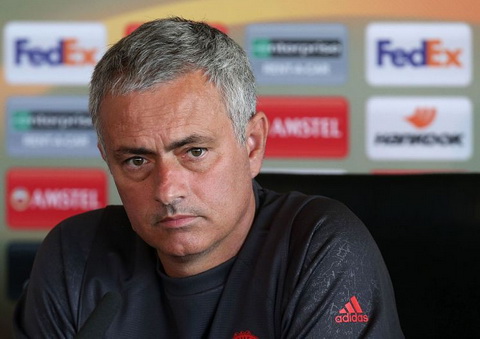Mourinho: Tôi cần thời gian để đưa M.U trở lại đỉnh cao