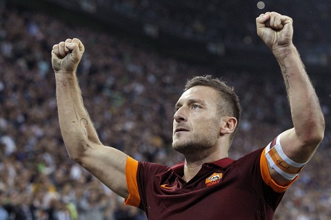 Francesco Totti Viet cho Rome! hinh anh