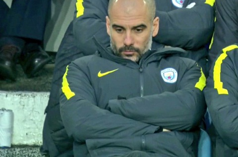 Dư âm Everton 4-0 Man City: Khi Pep chán bóng đá