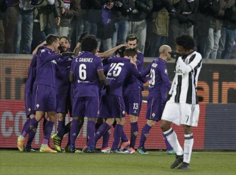 Fiorentina 2-1 Juventus Con mua rao mang lai mua xuan cho Serie A hinh anh