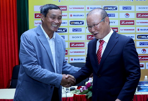 HLV Park Hang Seo nên cảm ơn người đóng thế Mai Đức Chung