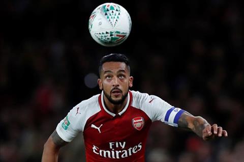 Cuu sao Chelsea chi trich tien dao Theo Walcott hinh anh 2